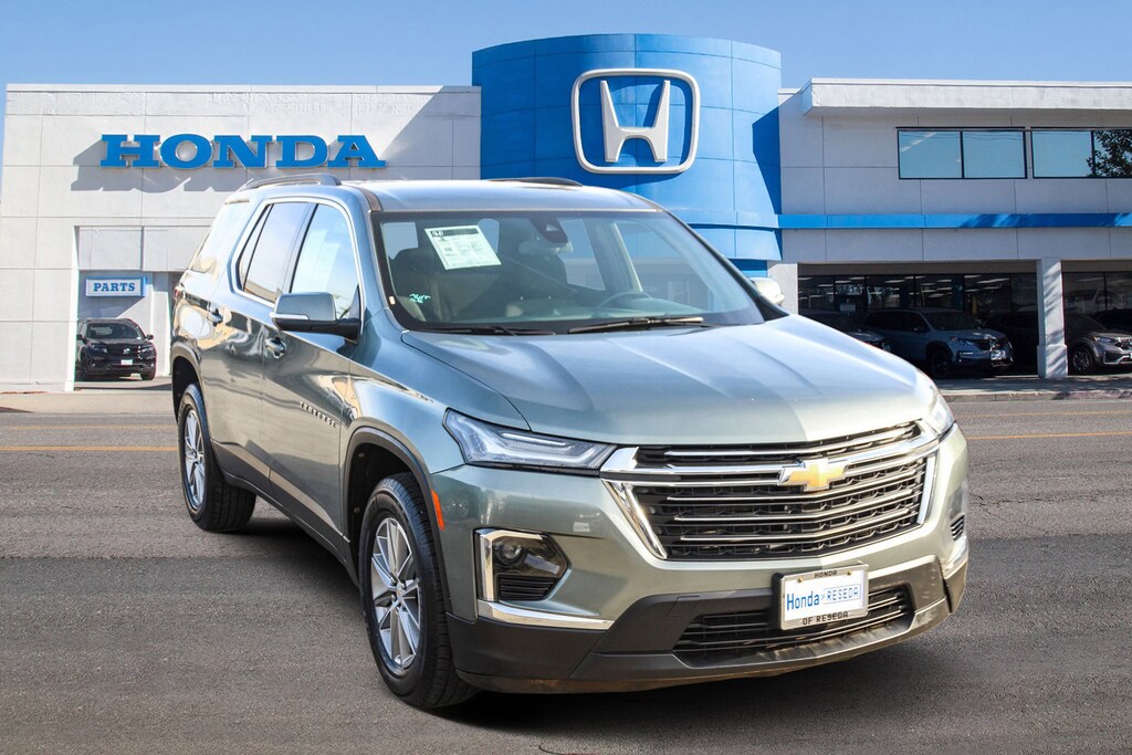 Used 2023 Chevrolet Traverse LT Cloth w/1LT SUV