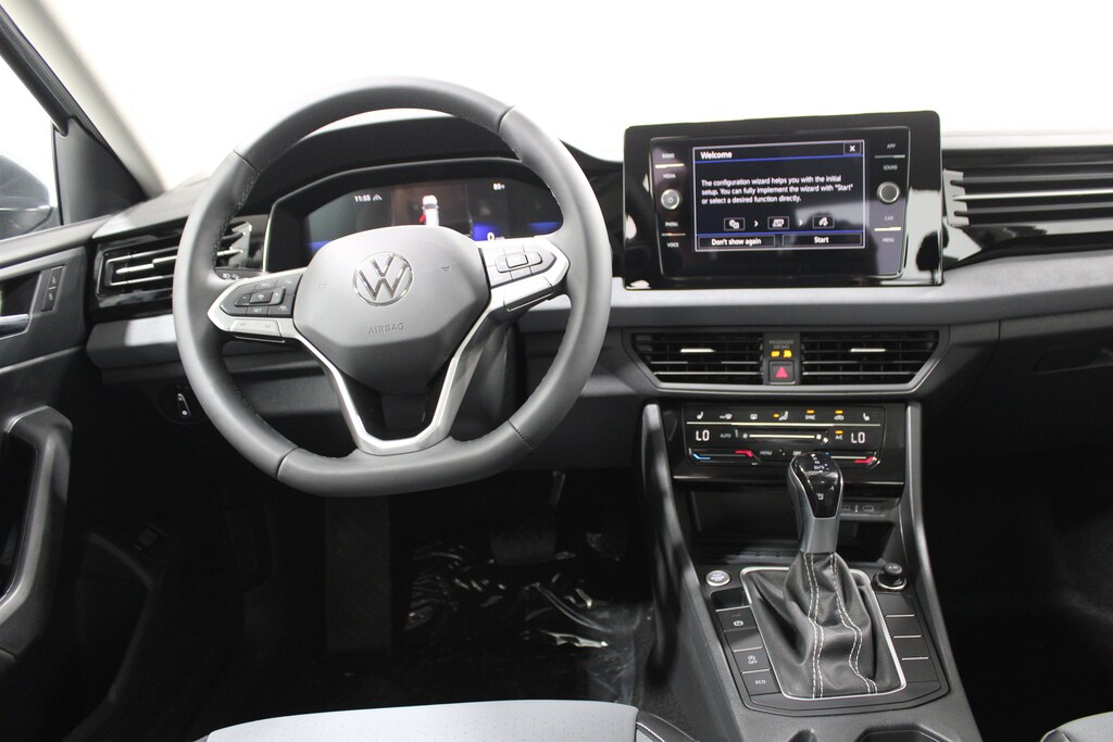 New 2026 Volkswagen Jetta 1.5T SE Sedan