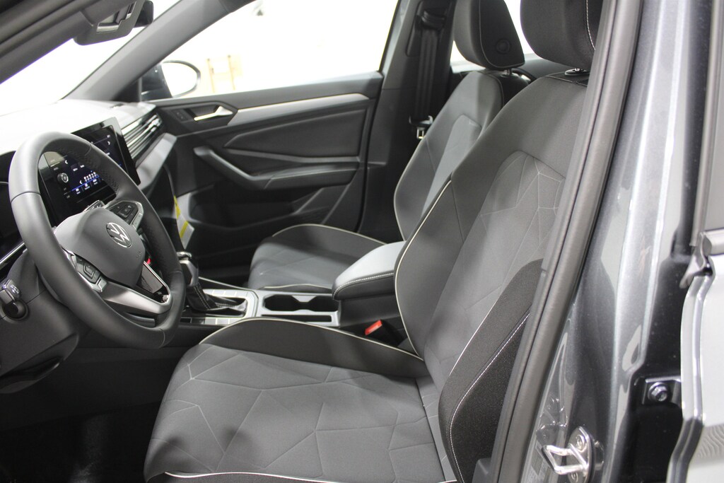 New 2026 Volkswagen Jetta 1.5T Sport Sedan