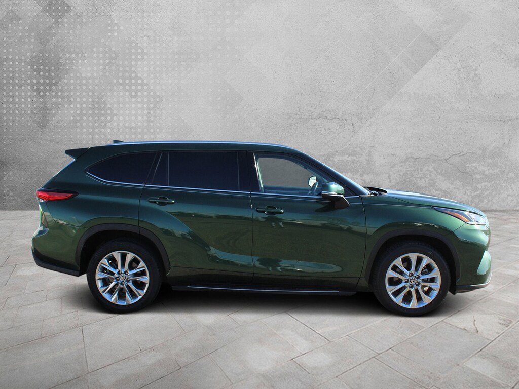 Used 2023 Toyota Highlander Limited SUV