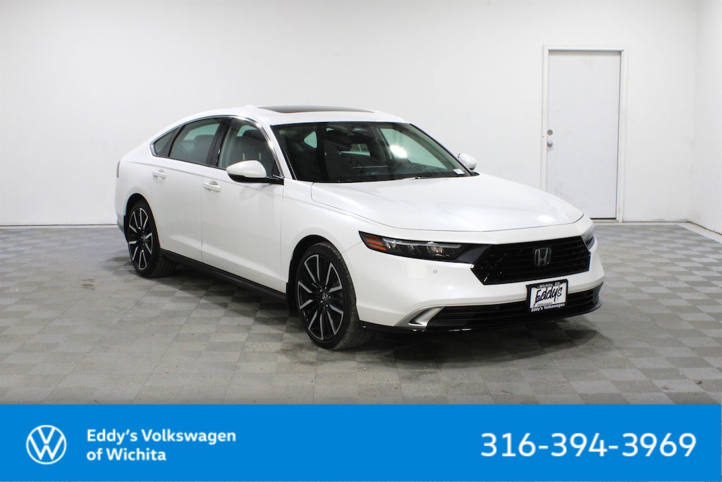 Used 2023 Honda Accord Hybrid Touring w/BSI Sedan