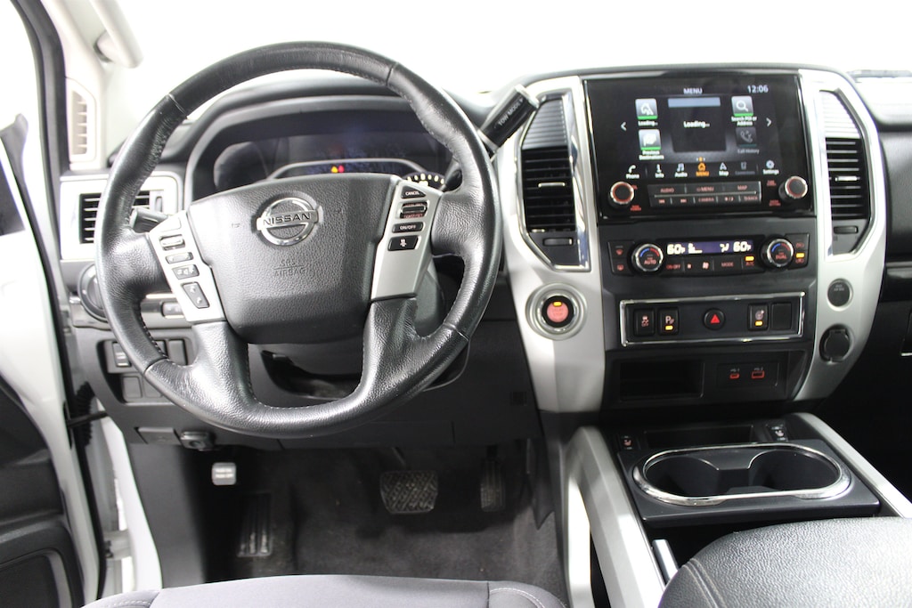 Used 2021 Nissan Titan SV Truck Crew Cab