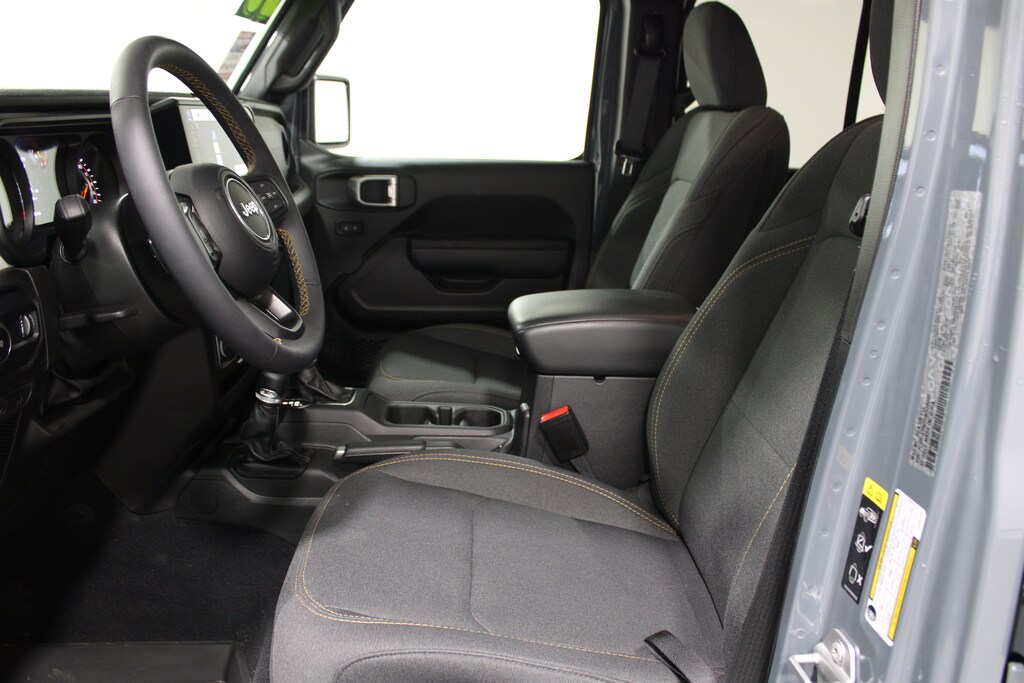 Used 2025 Jeep Wrangler Sport SUV