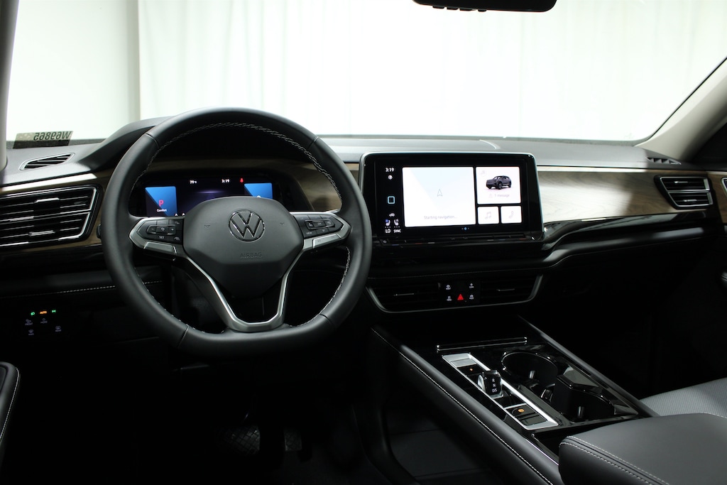 New 2026 Volkswagen Atlas 2.0T SE w/Technology SUV