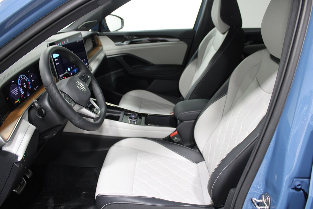 Used 2026 Volkswagen Tiguan 2.0T SEL R-Line Turbo SUV