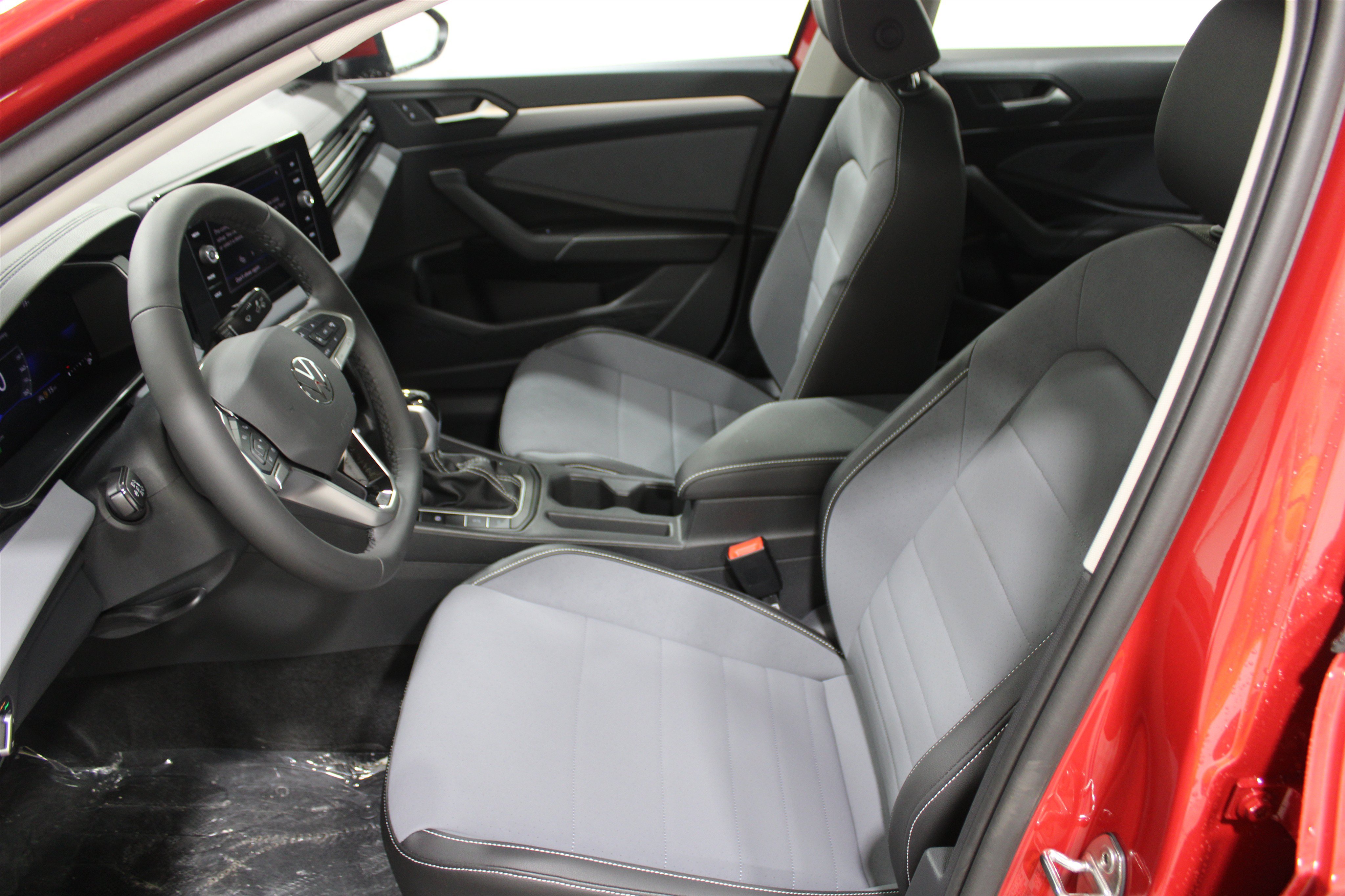 New 2027 Volkswagen Jetta 1.5T SE Sedan