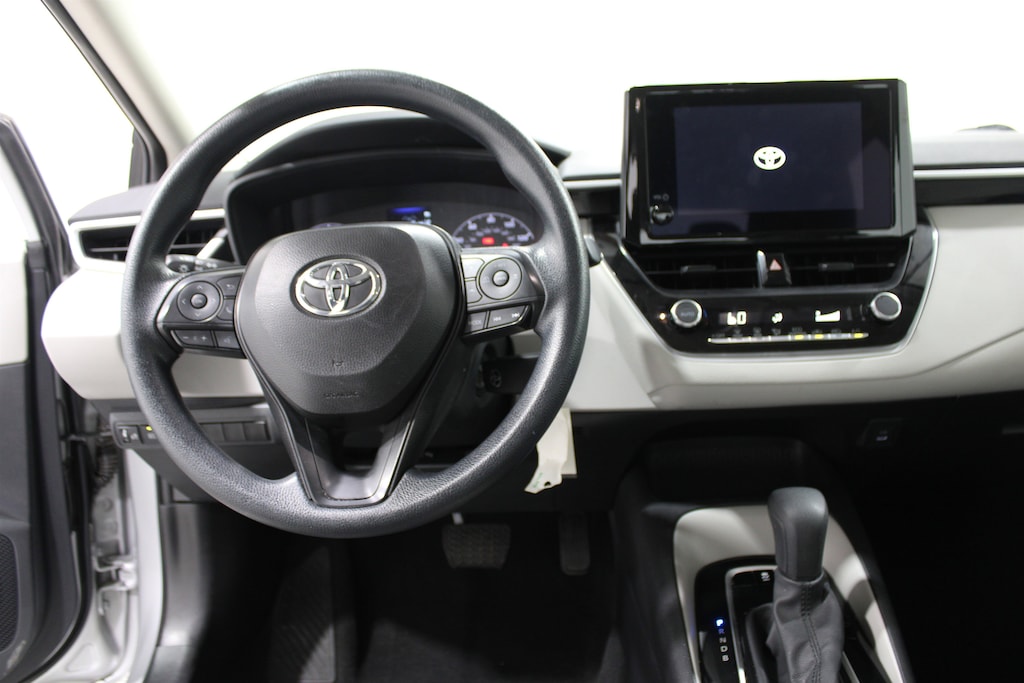 Used 2025 Toyota Corolla LE Sedan