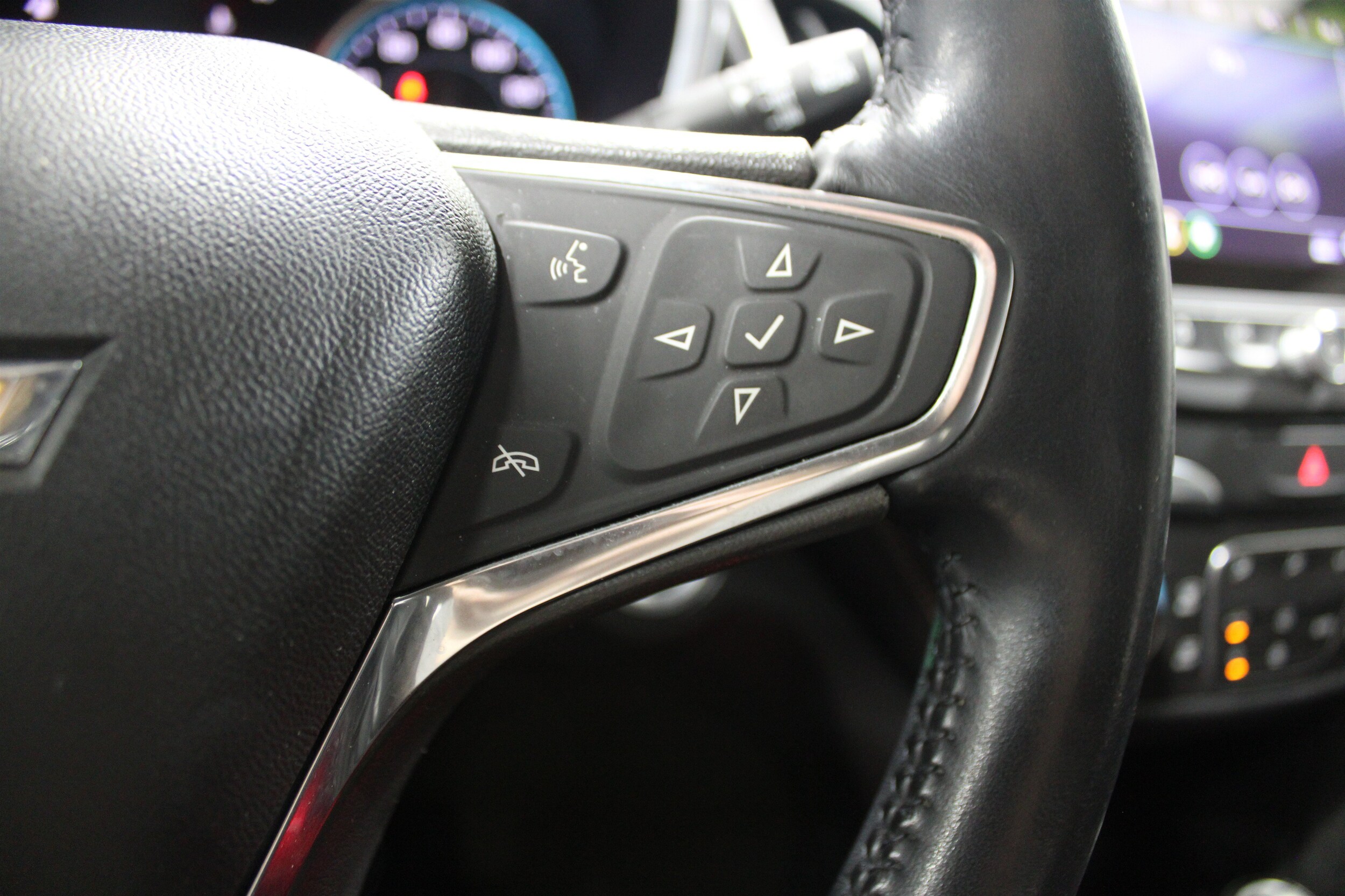 2020 Chevrolet Equinox Premier - Photo 11