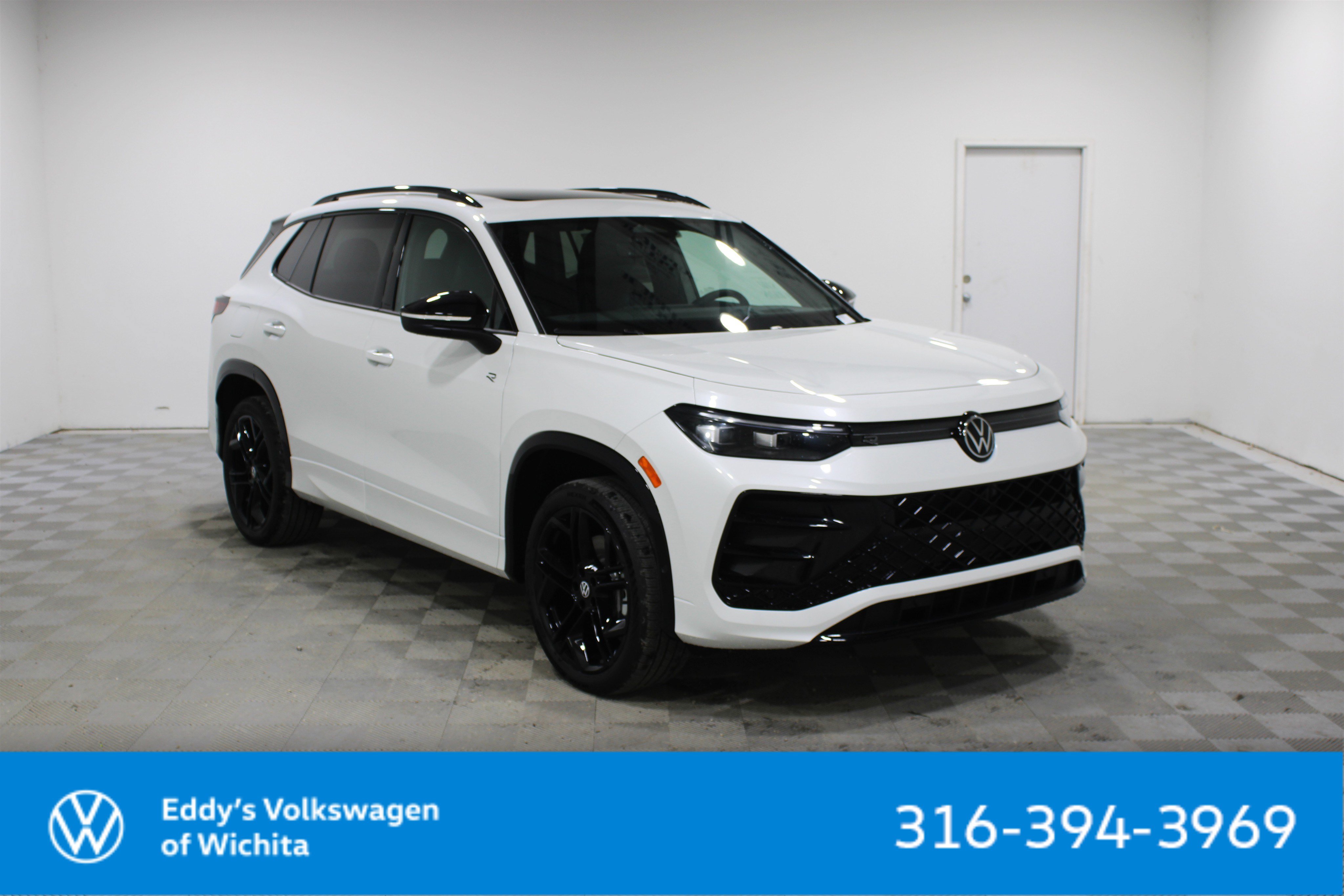 New 2026 Volkswagen Tiguan SE R-Line Black SUV