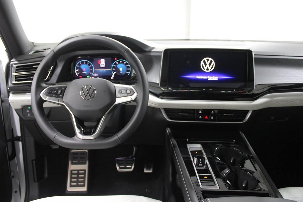 New 2026 Volkswagen Atlas Cross Sport 2.0T SEL Premium R-Line SUV