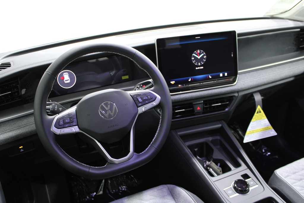 New 2025 Volkswagen Tiguan 2.0T S SUV