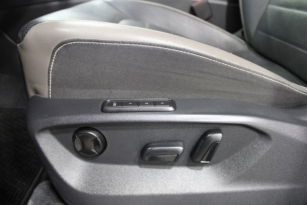 Used 2020 Volkswagen Atlas Cross Sport 3.6L V6 SEL Premium R-Line 4MOTION SUV