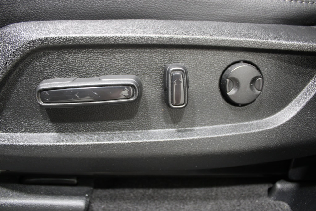 Used 2025 Honda Pilot EX-L SUV