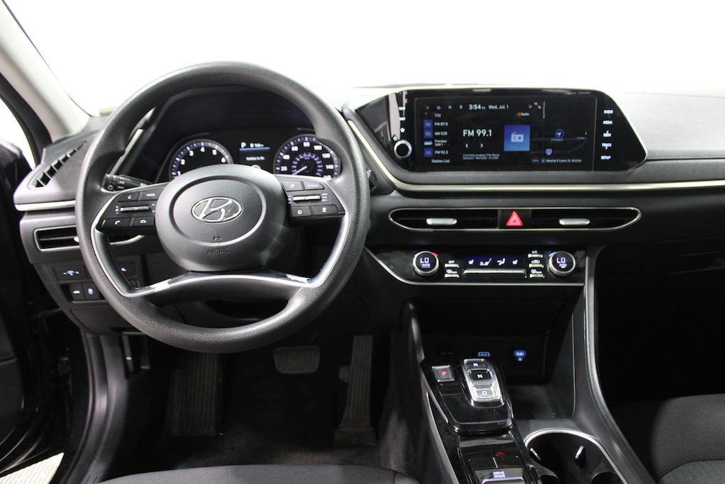 Used 2023 Hyundai Sonata SEL Sedan