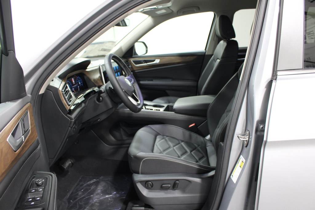 New 2026 Volkswagen Atlas SE SUV