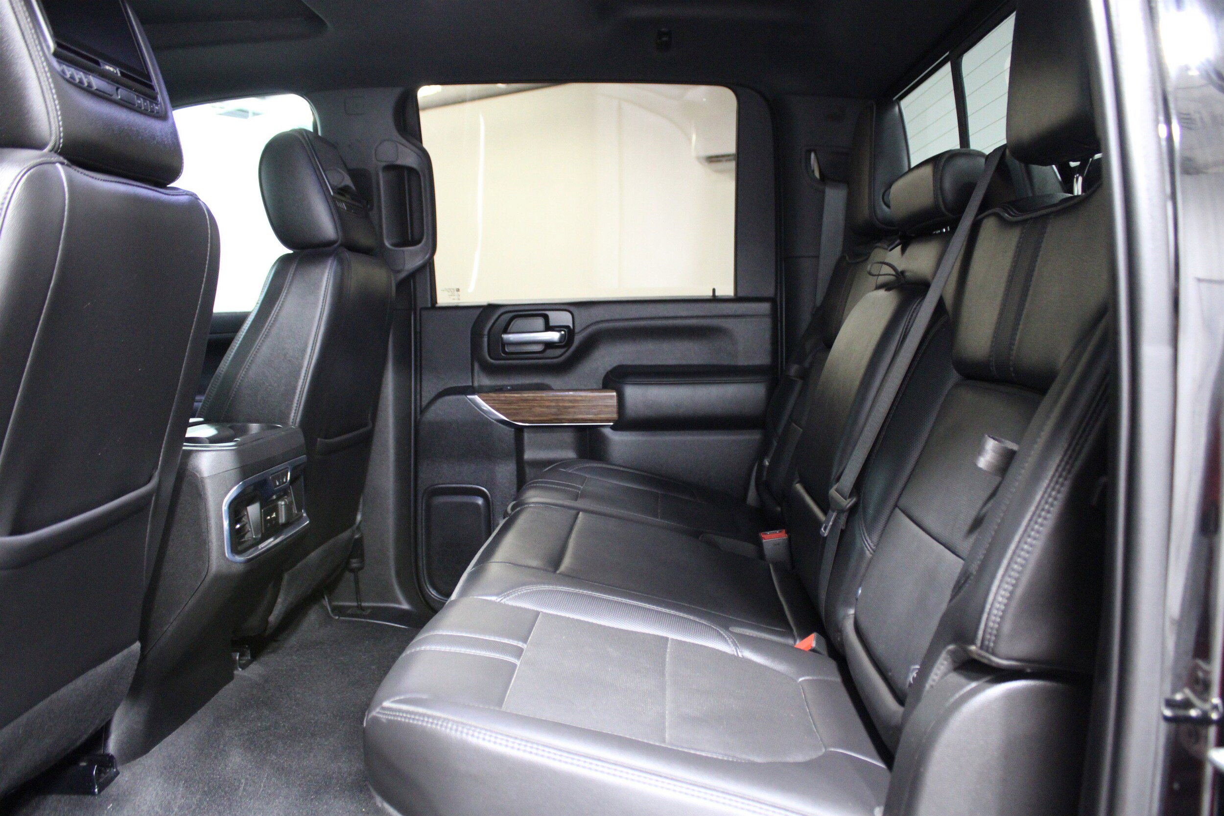2021 Chevrolet Silverado 2500HD High Country - Photo 20