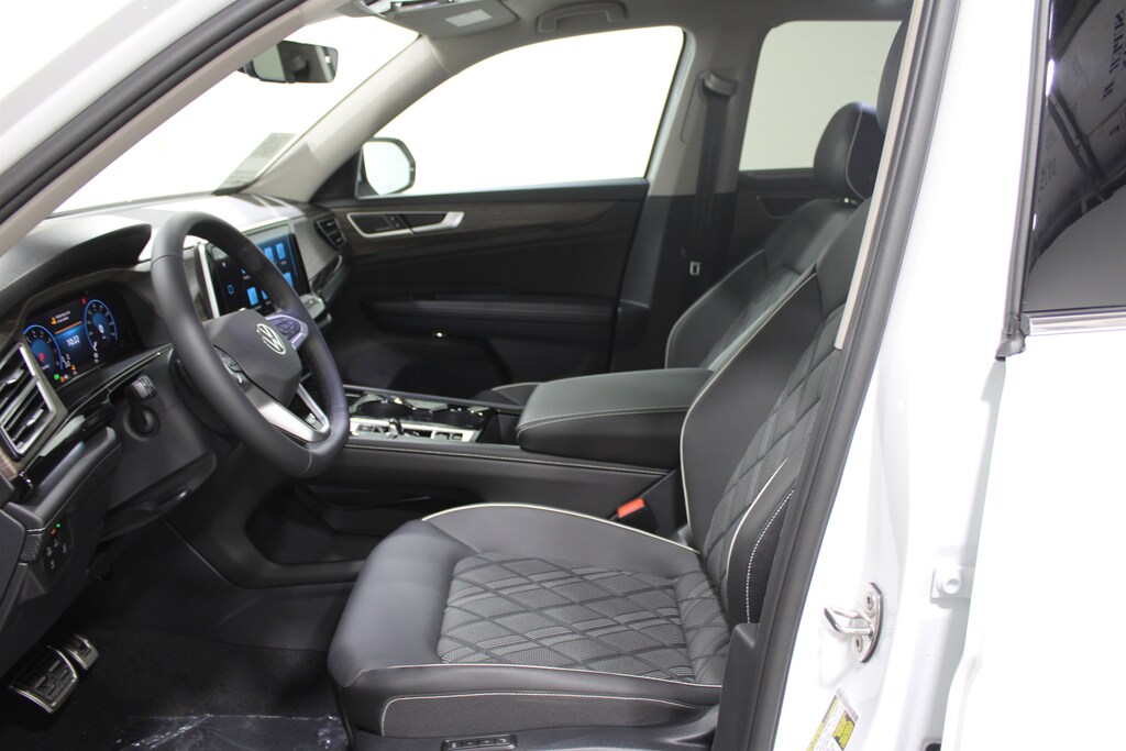 New 2026 Volkswagen Atlas 2.0T SEL Premium R-Line SUV