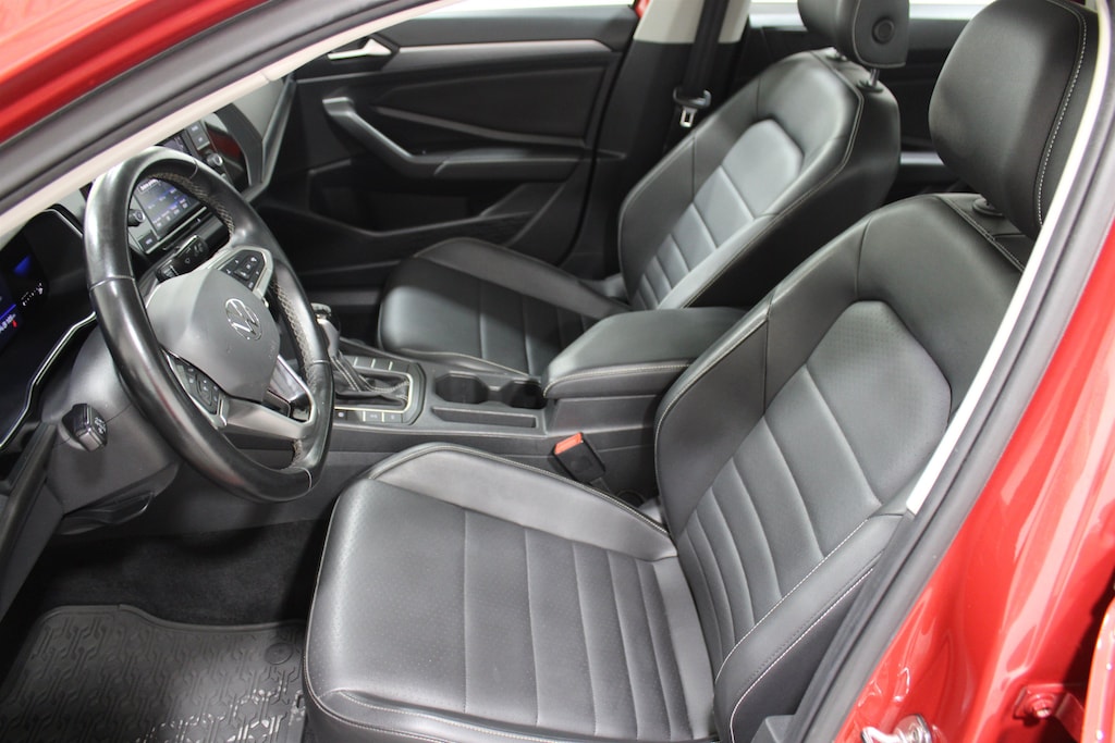 Used 2022 Volkswagen Jetta 1.5T SE Sedan