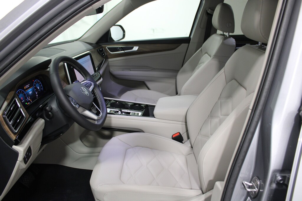 New 2026 Volkswagen Atlas 2.0T SE w/Technology SUV
