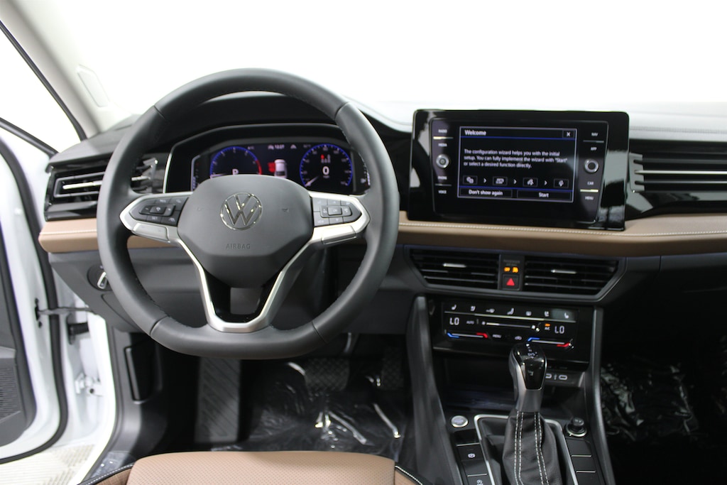 New 2027 Volkswagen Jetta 1.5T SEL Sedan