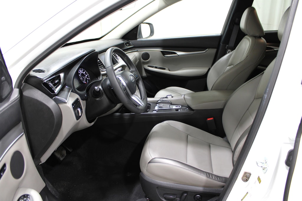 Used 2025 INFINITI QX50 LUXE SUV