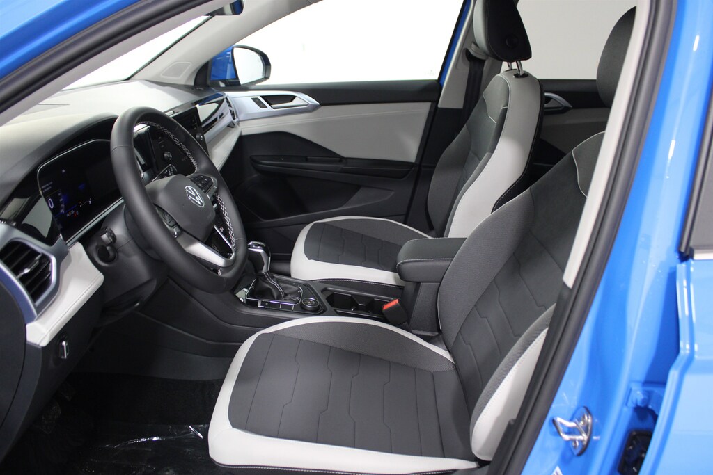 New 2026 Volkswagen Taos 1.5T SE SUV