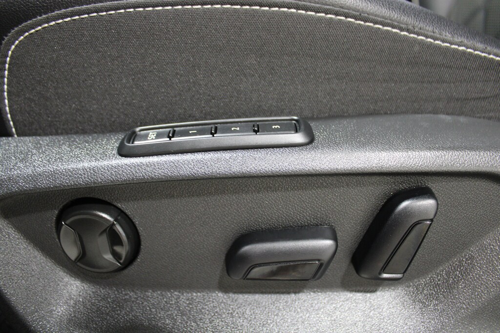 Used 2024 Volkswagen Atlas 2.0T SEL Premium R-Line SUV