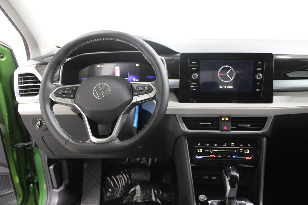 New 2026 Volkswagen Taos 1.5T SE SUV