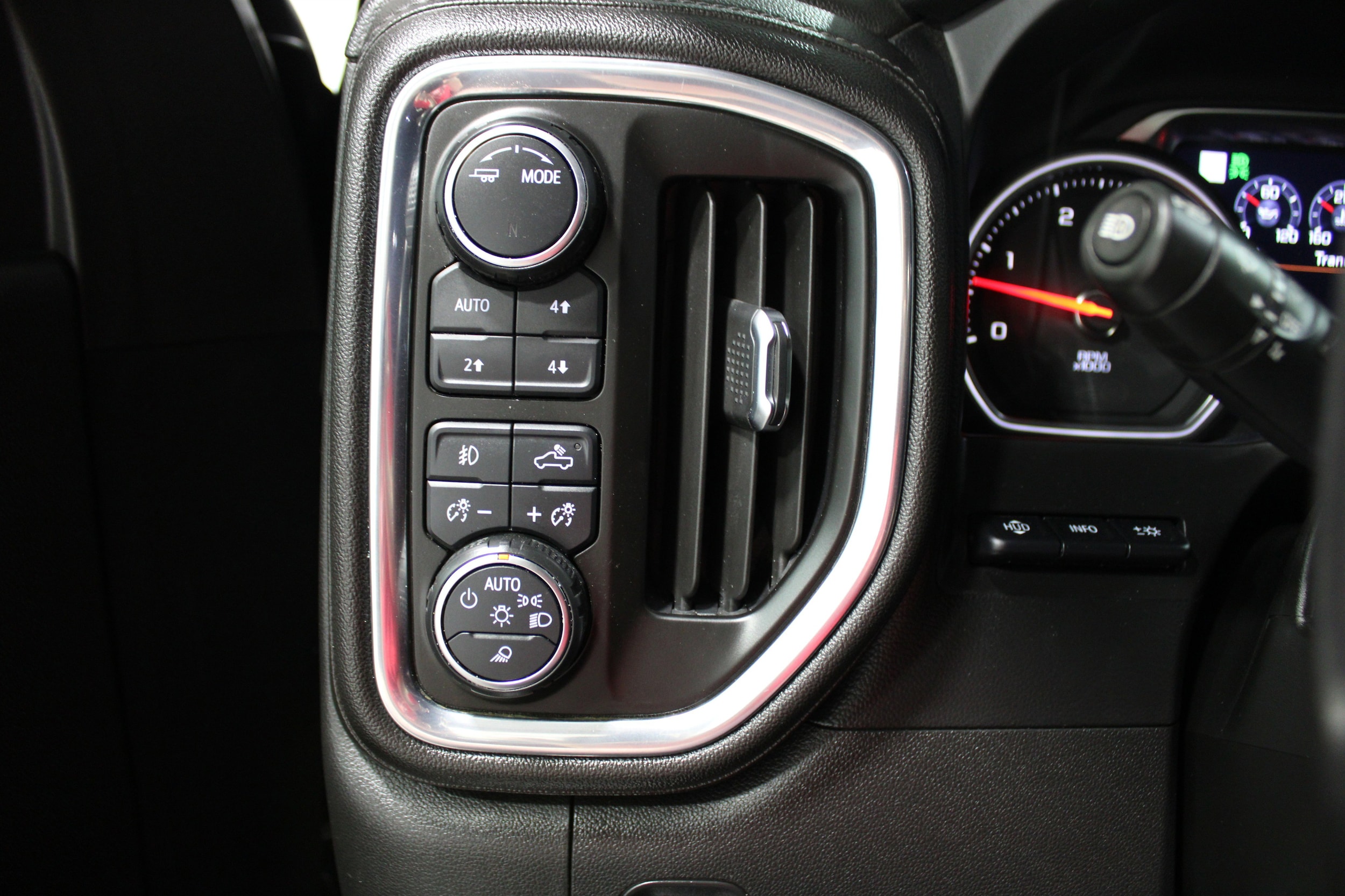 2021 Chevrolet Silverado 2500HD High Country - Photo 8