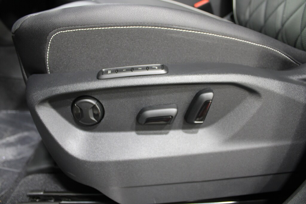 New 2026 Volkswagen Atlas 2.0T SEL Premium R-Line SUV