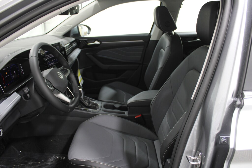 New 2026 Volkswagen Jetta 1.5T SEL Sedan