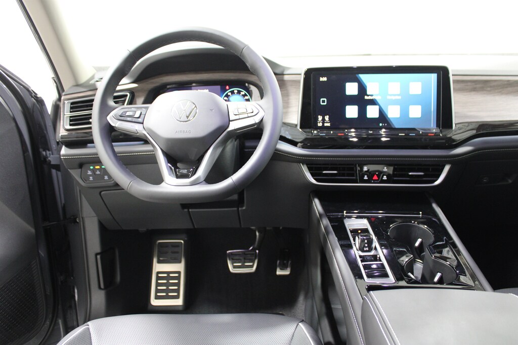 New 2026 Volkswagen Atlas SEL Premium R-Line SUV