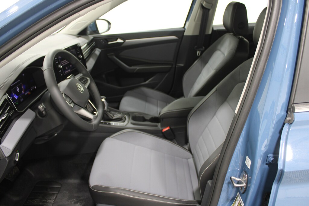 New 2026 Volkswagen Jetta 1.5T SE Sedan