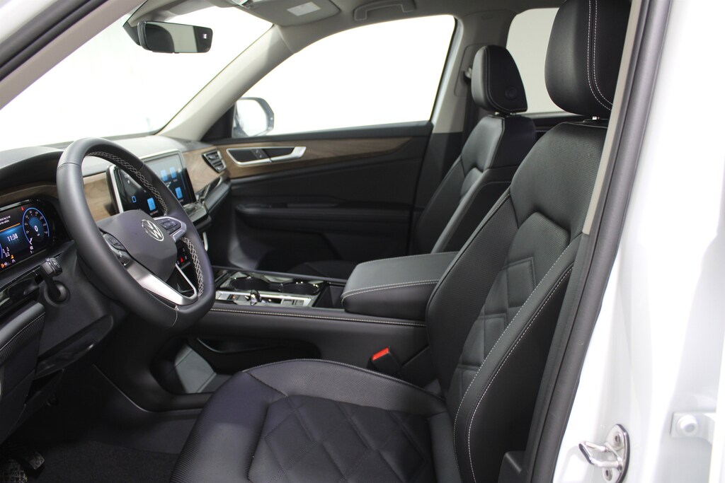 New 2026 Volkswagen Atlas 2.0T SE w/Technology SUV