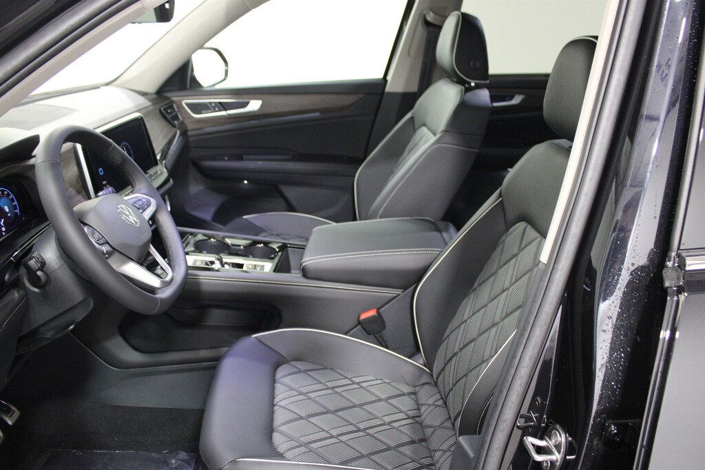 New 2026 Volkswagen Atlas 2.0T SEL Premium R-Line SUV