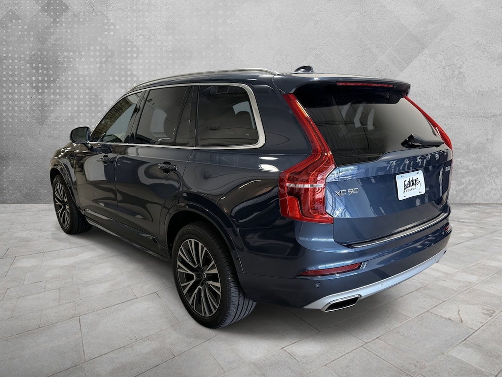 Used 2021 Volvo XC90 T6 Momentum 7 Passenger T6 AWD Momentum 7P