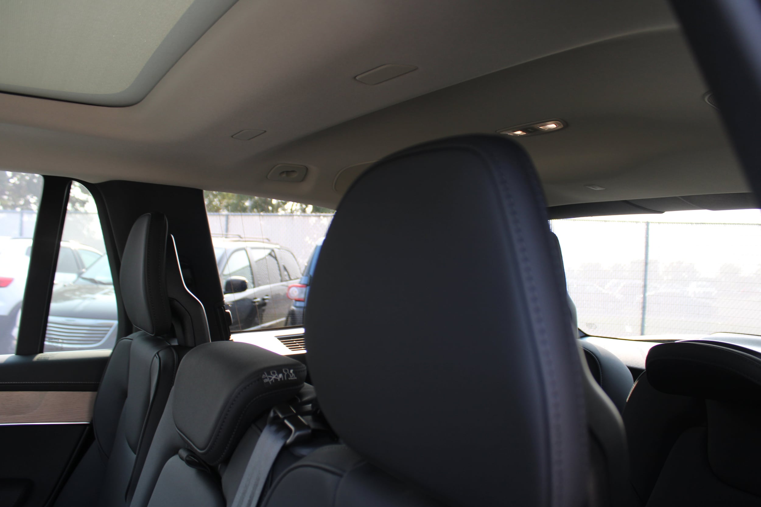2026 Volvo XC90 Plus - Photo 29
