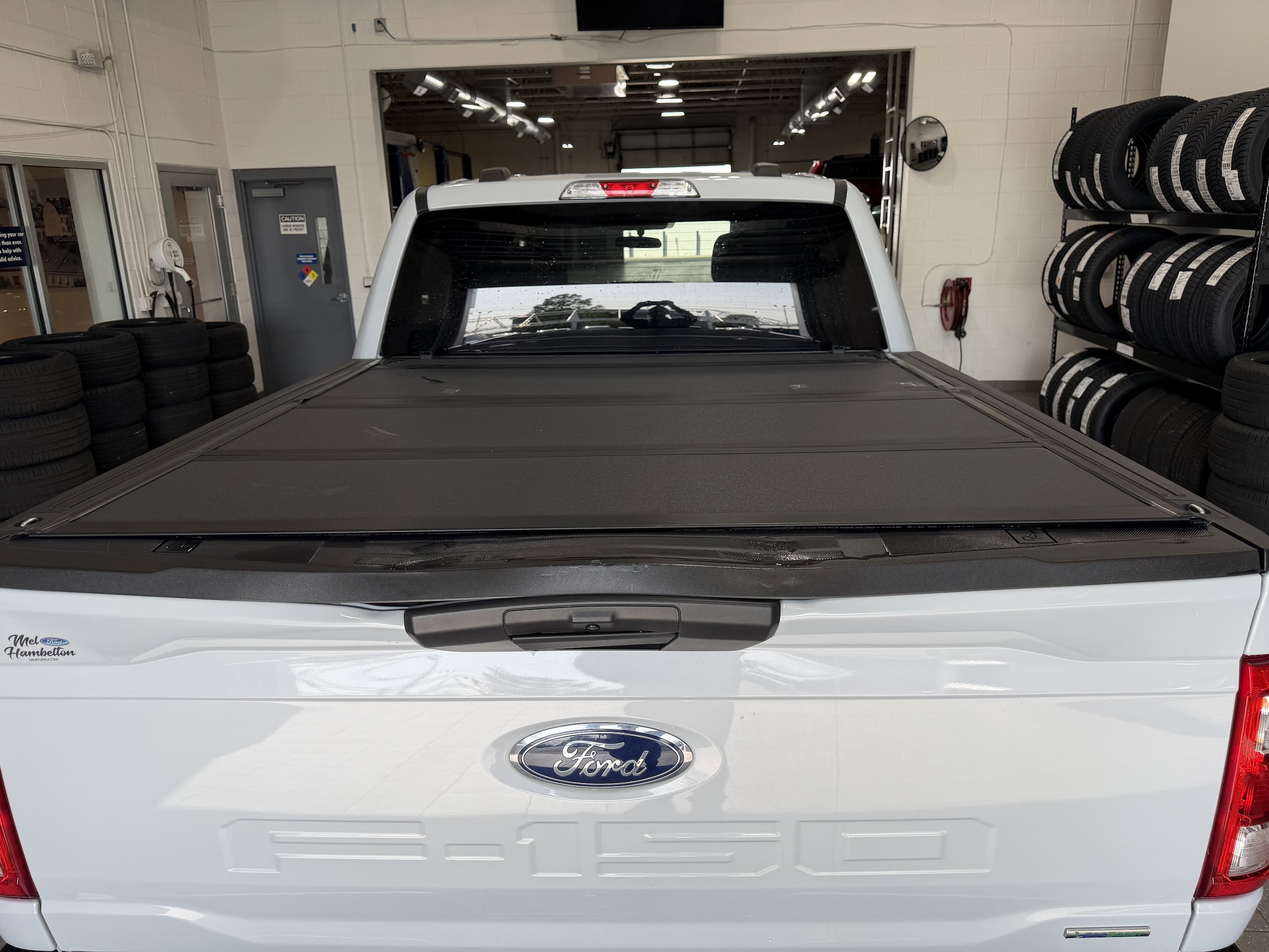 2022 Ford F-150 XL - Photo 11