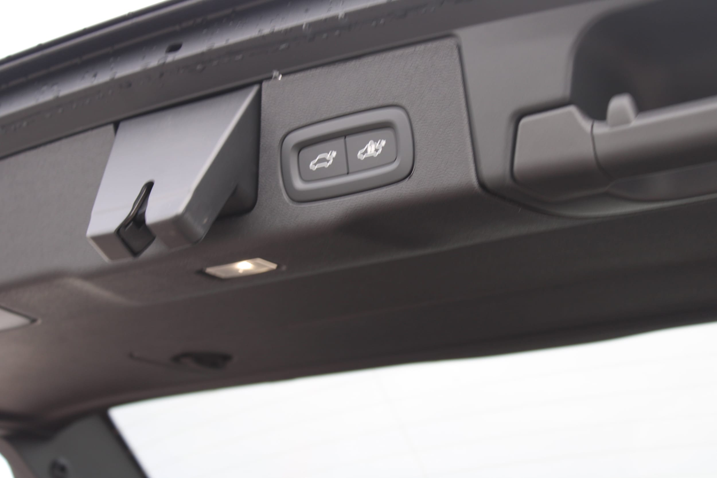 2026 Volvo XC60 Plus - Photo 48