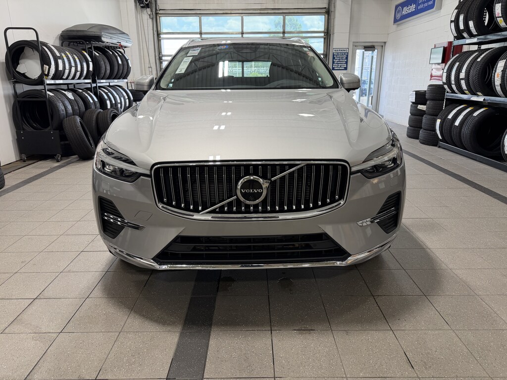 Used 2023 Volvo XC60 B5 FWD Ultimate Bright Sport Utility