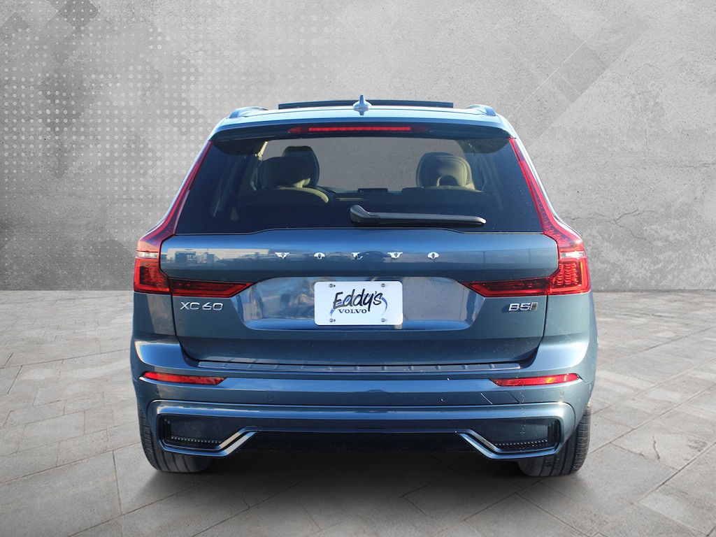New 2026 Volvo XC60 B5 Ultra SUV