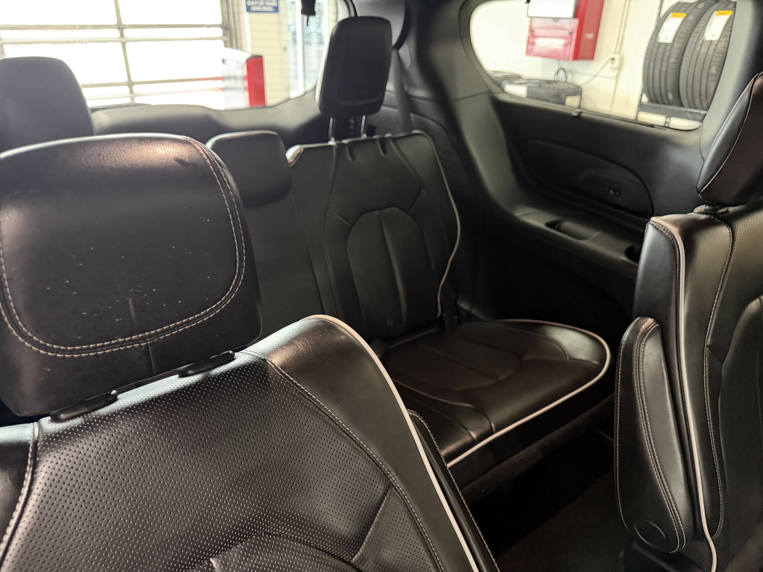 2018 Chrysler Pacifica Limited - Photo 31
