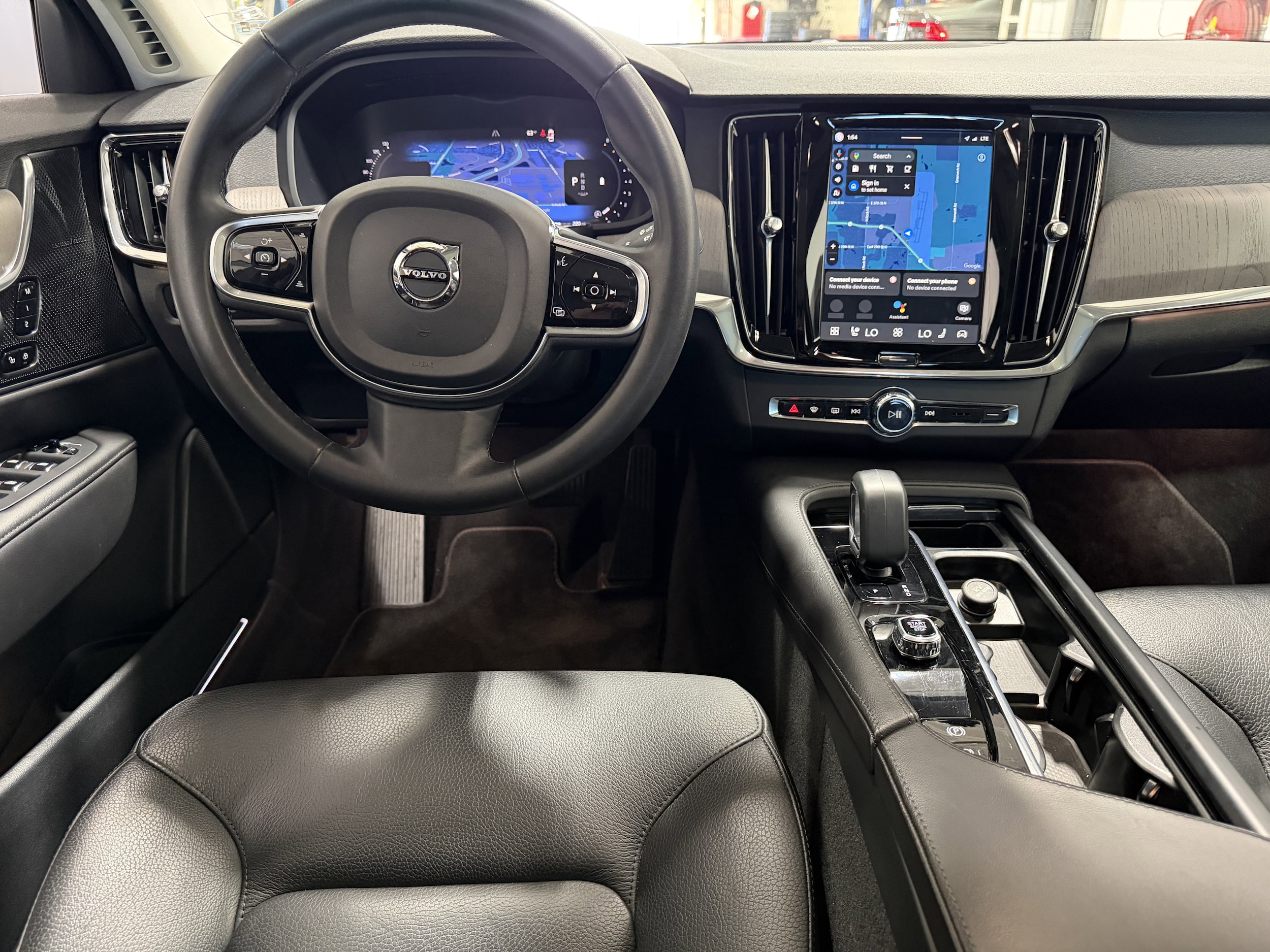 2023 Volvo S90 Plus - Photo 25