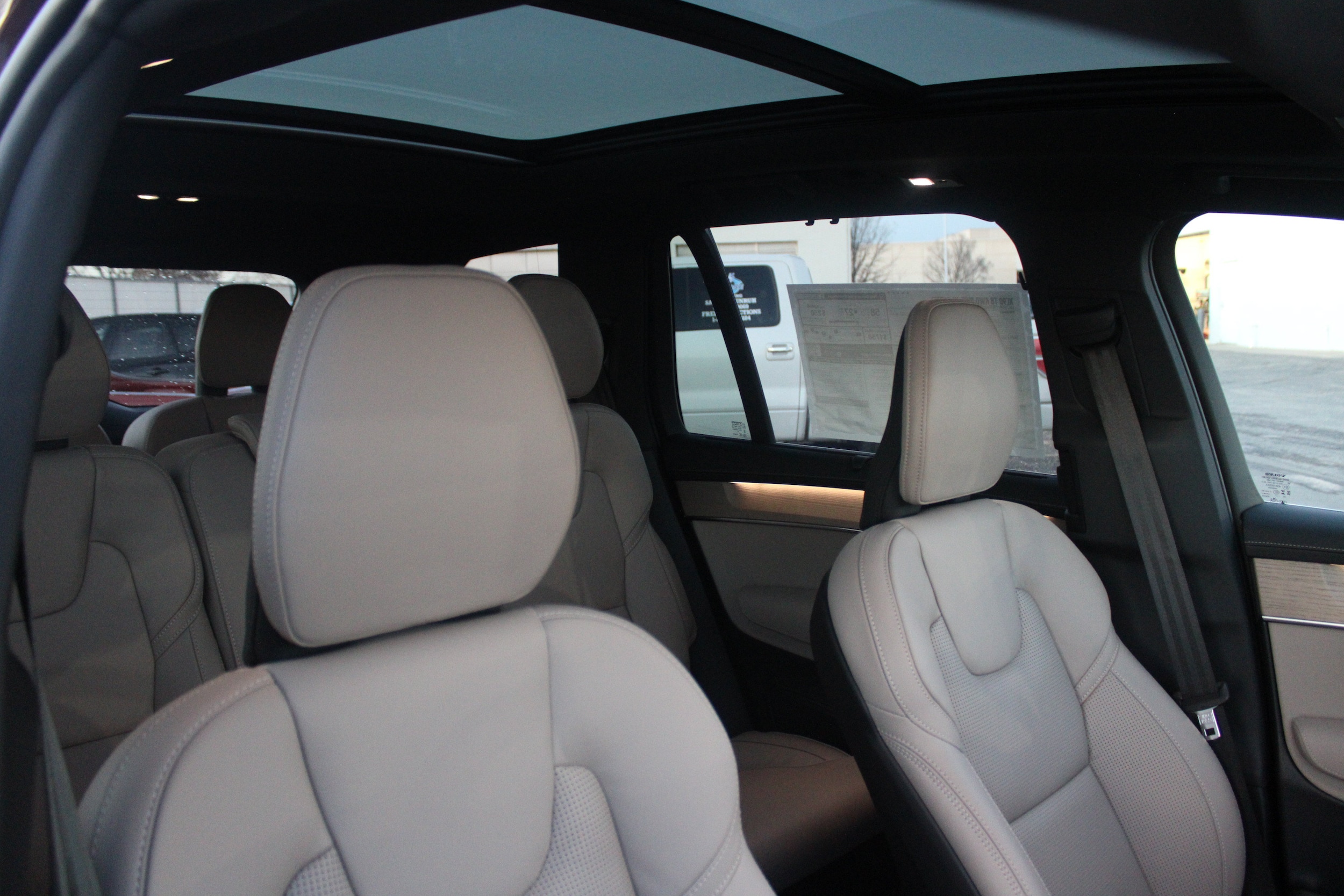 2026 Volvo XC90 Ultra - Photo 42
