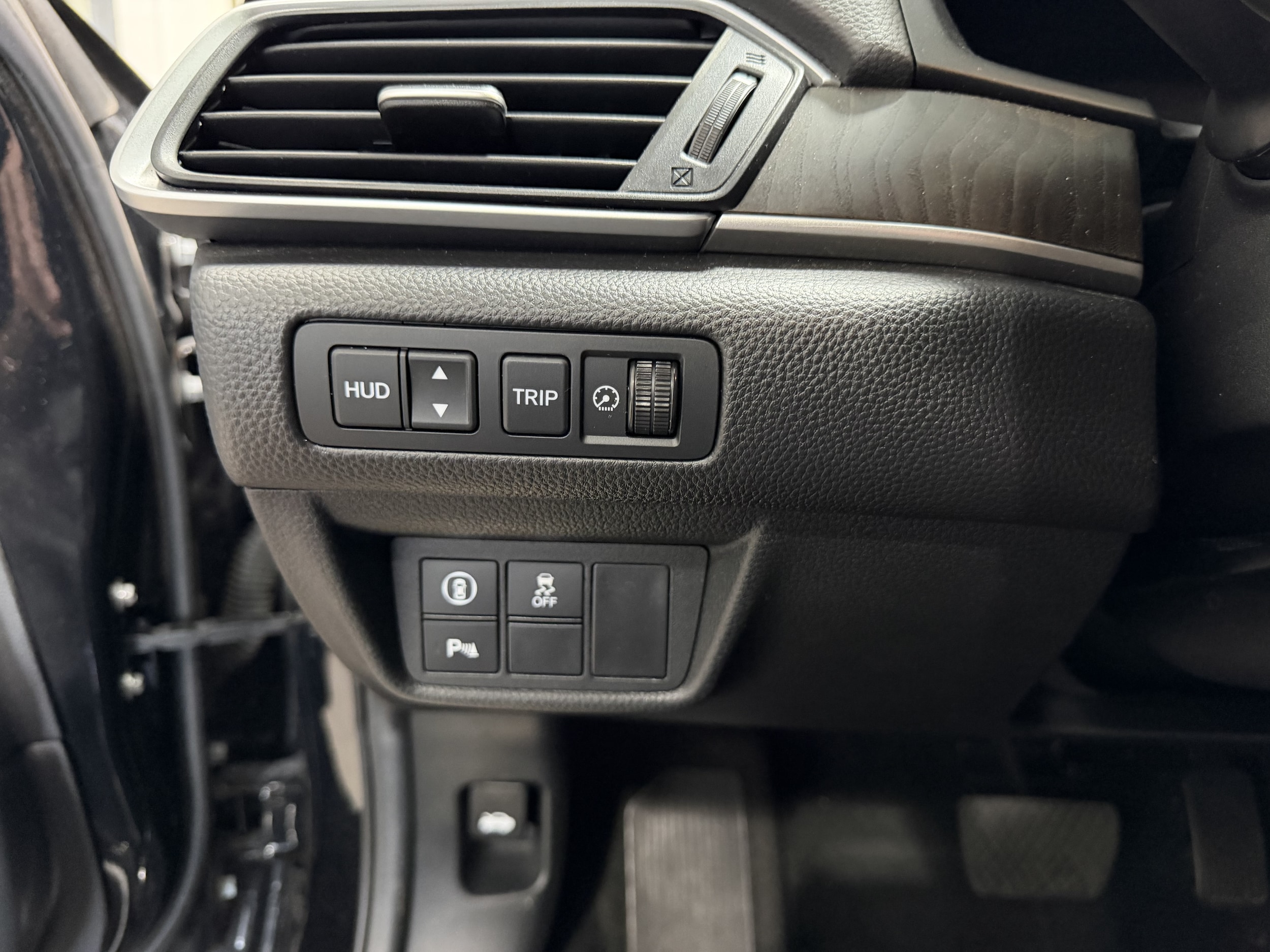 2021 Honda Accord Touring - Photo 16