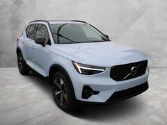 2026 Volvo XC40 B5 Plus AWD SUV