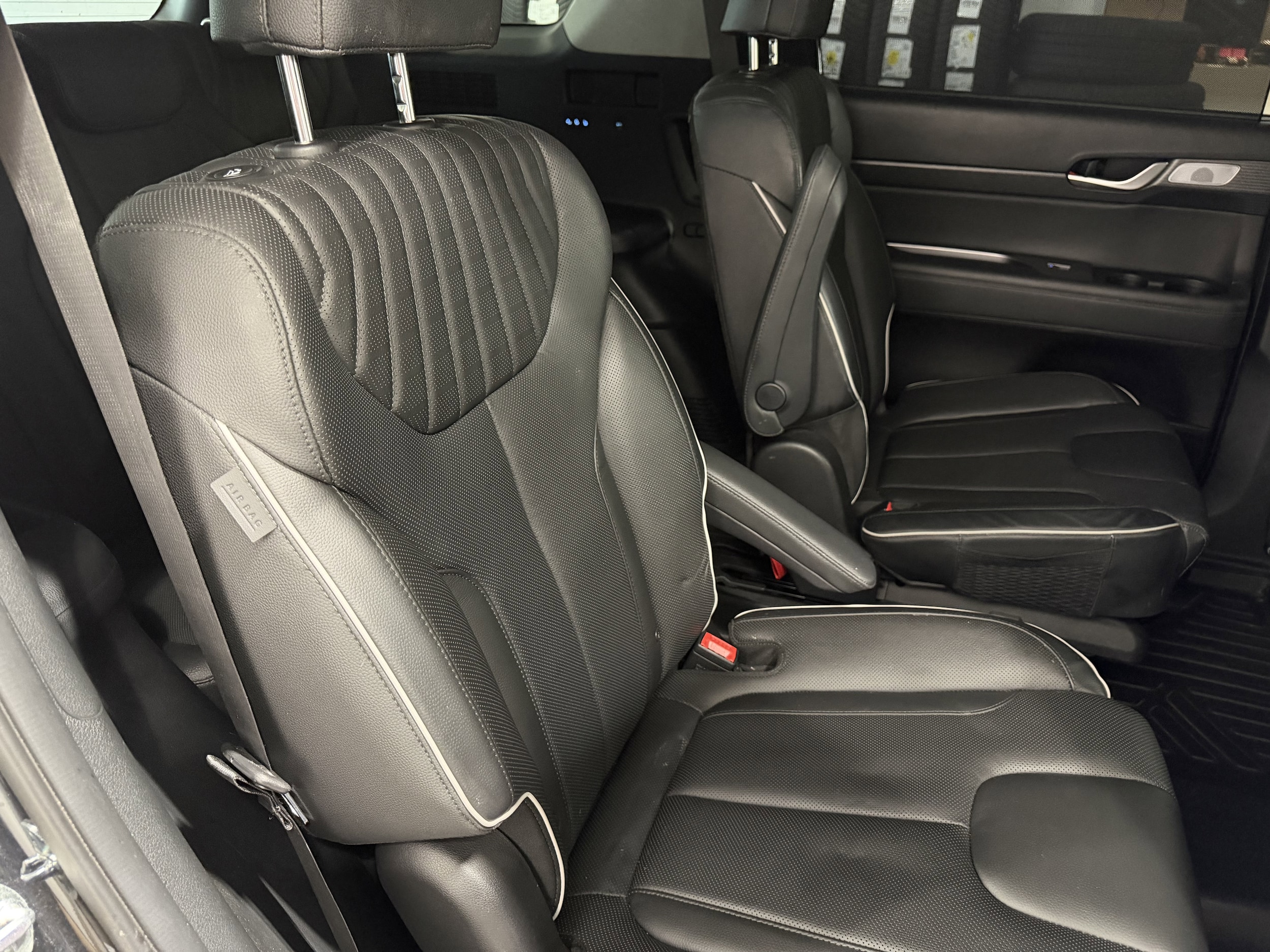 2023 Hyundai Palisade Limited - Photo 37