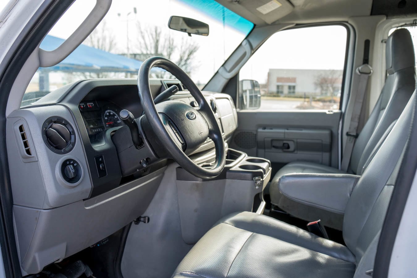 Used 2014 Ford E-Series Econoline Van Commercial with VIN 1FTNE1EW6EDA70922 for sale in Wichita, KS