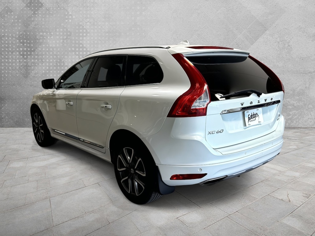 Used 2016 Volvo XC60 T6 Drive-E Platinum Sport Utility