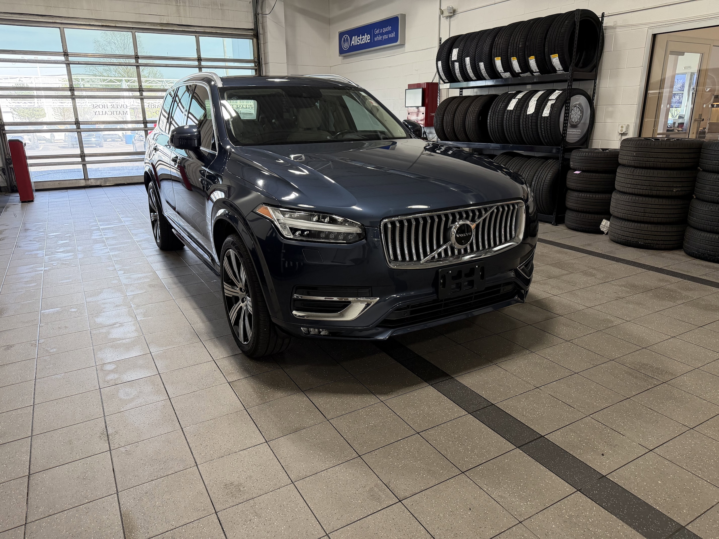 2022 Volvo XC90 T6 Inscription AWD's photo